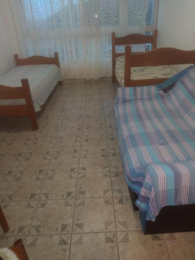 شقة Kitinete Em Itanhaém المظهر الخارجي الصورة